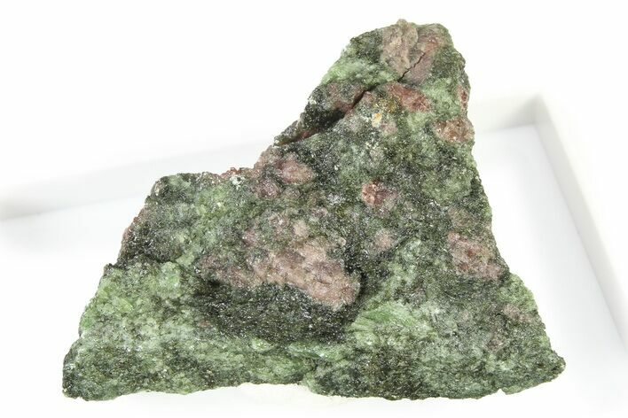 Pyrope, Forsterite, Diopside & Omphacite Association - Norway #317100